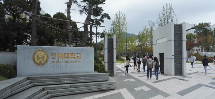 qs global full-time mba rankings most female students