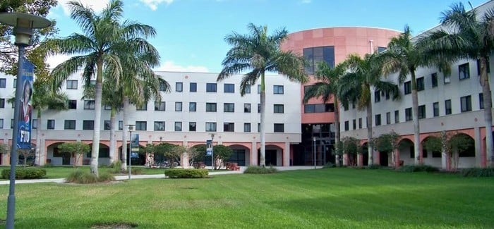 Chapman Graduate School Of Business Inside The QS Online MBA Rankings 