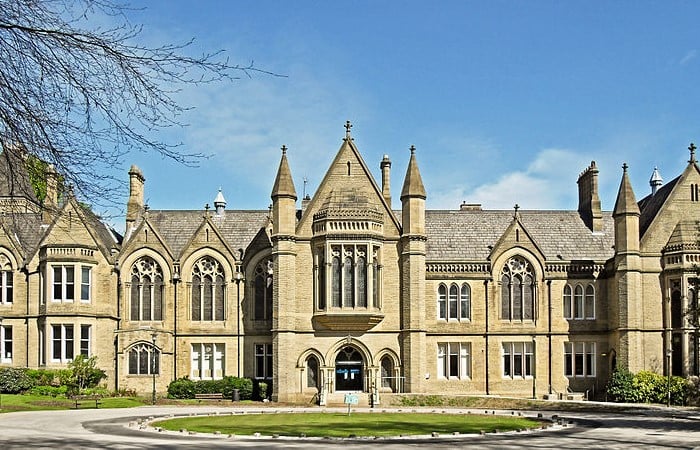 Bradford University School of Management 