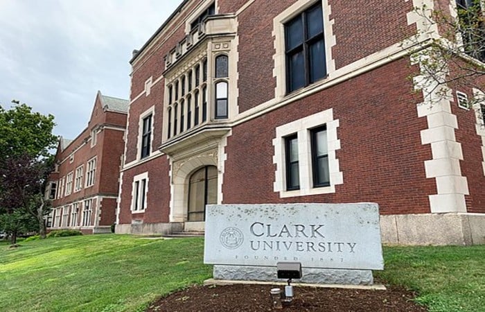 Clark University by Kenneth C. Zirkel via Wikimedia Commons