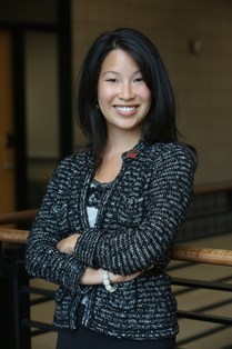 Carlson School of Management, Linh Gilles