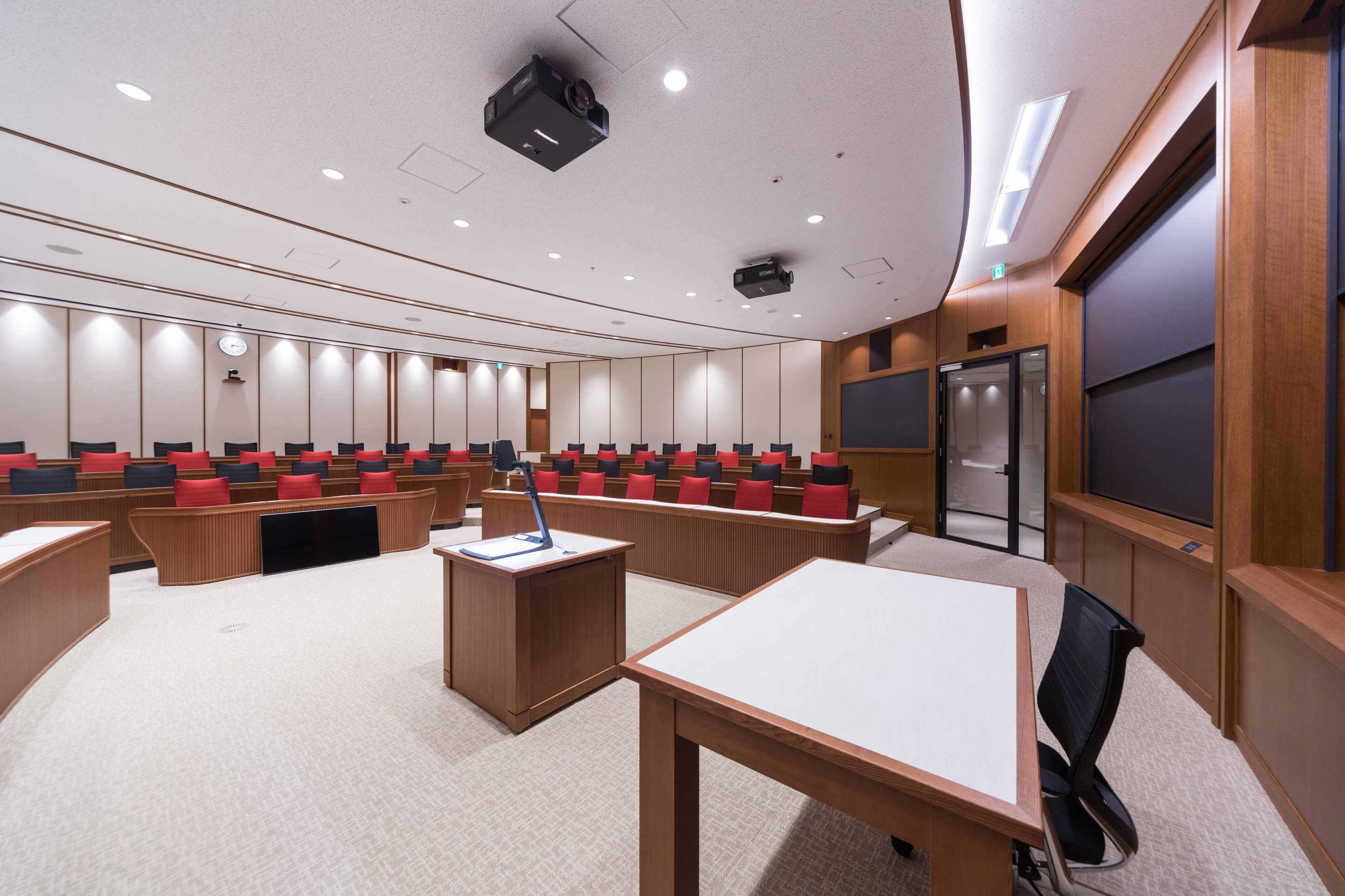 Auditorium Classroom - Visual Presentation