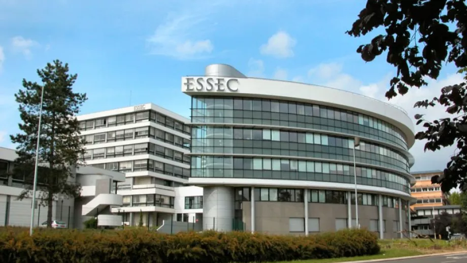 ESSEC Business School Forms Partnership with École Centrale Paris: MBA News main image