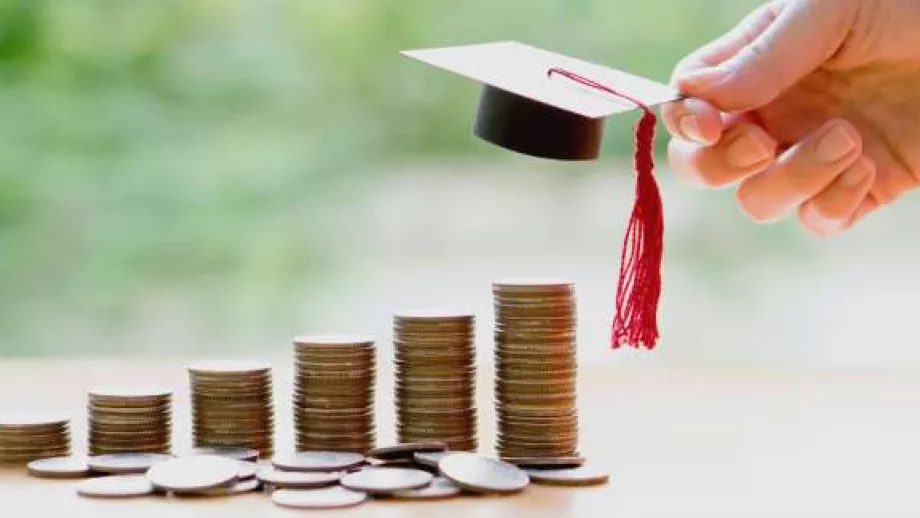 How to Pay For an MBA