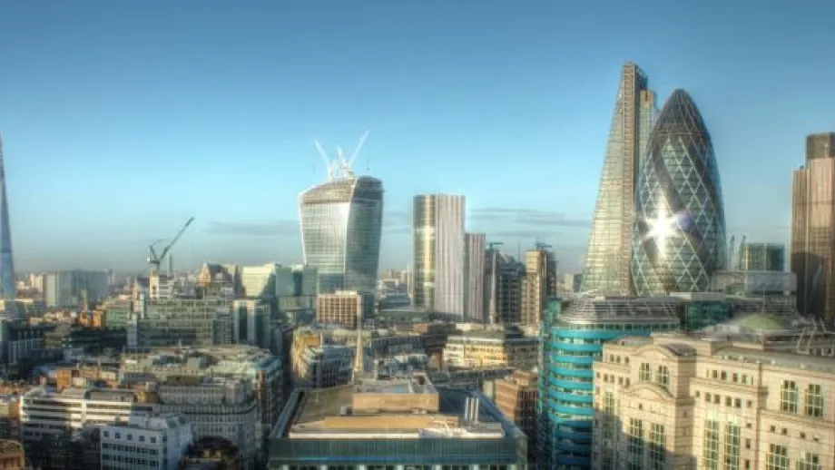 London financial services salaries rise in 2014