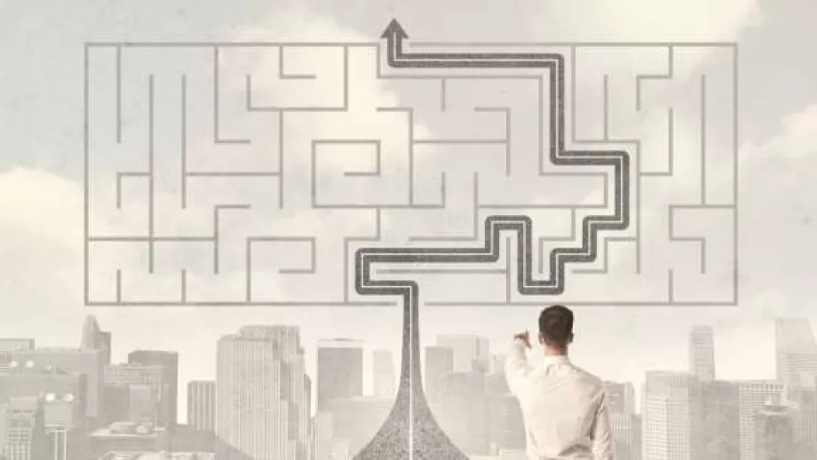 Can an MBA admissions consultant help you negotiate the application maze?