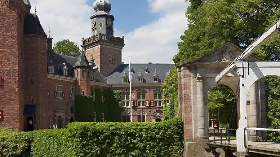 International MBA scholarships are an important part of Nyenrode's program.