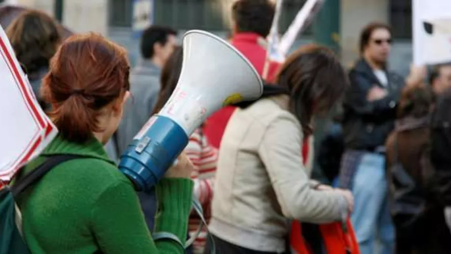 UK Lecturers on Strike: What it Means for Business Schools main image